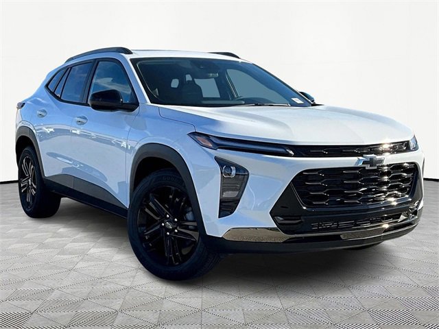 New 2026 Chevrolet Trax ACTIV w/ Sunroof Package