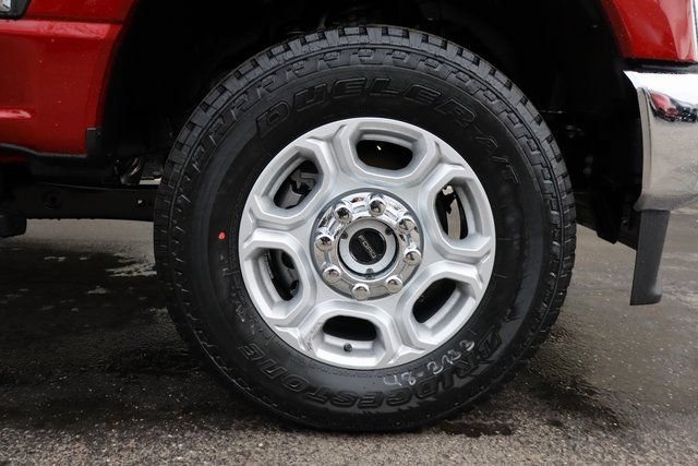 New 2026 Ford F350 XLT w/ FX4 Off-Road Package AWD/4WD image 10