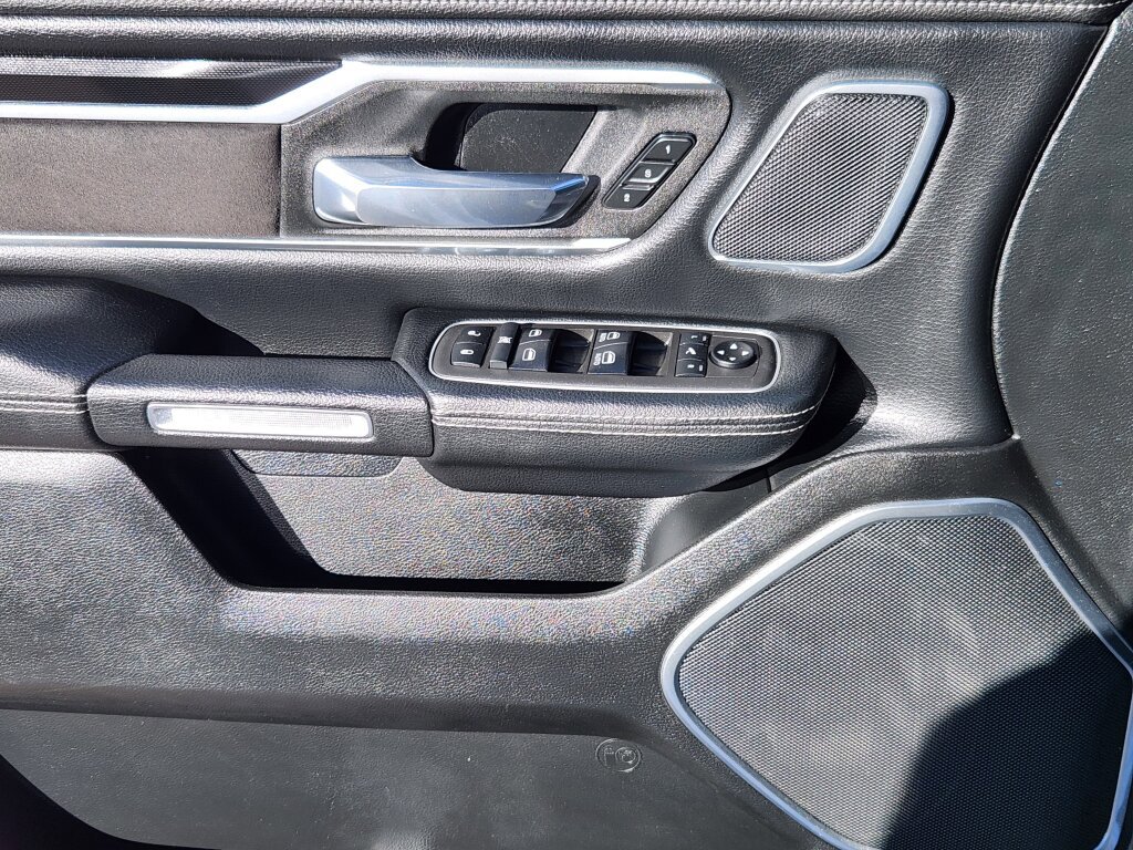 Used 2021 RAM 1500 Laramie image 7