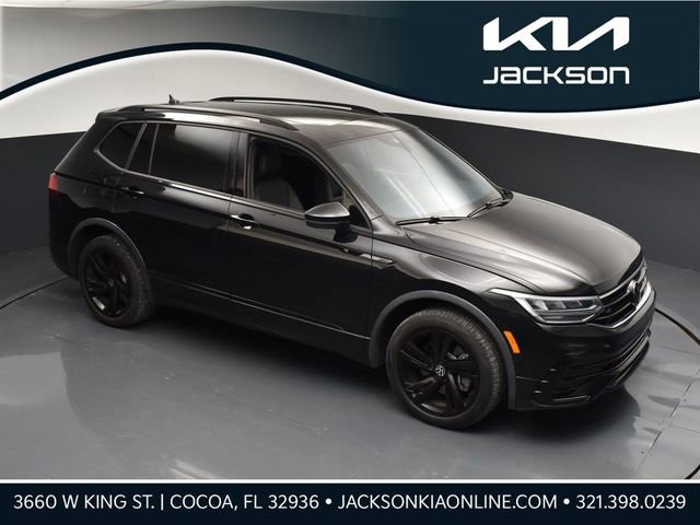 Used 2023 Volkswagen Tiguan SE R-Line