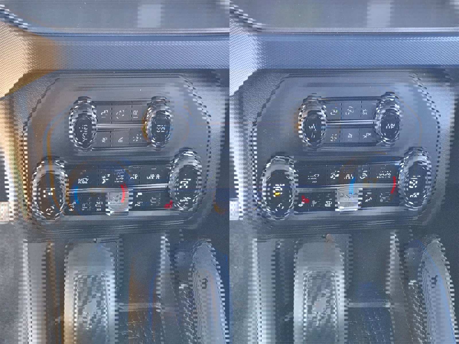 Used 2024 Ford Bronco Raptor w/ Interior Carbon Fiber Pack 6 image 23