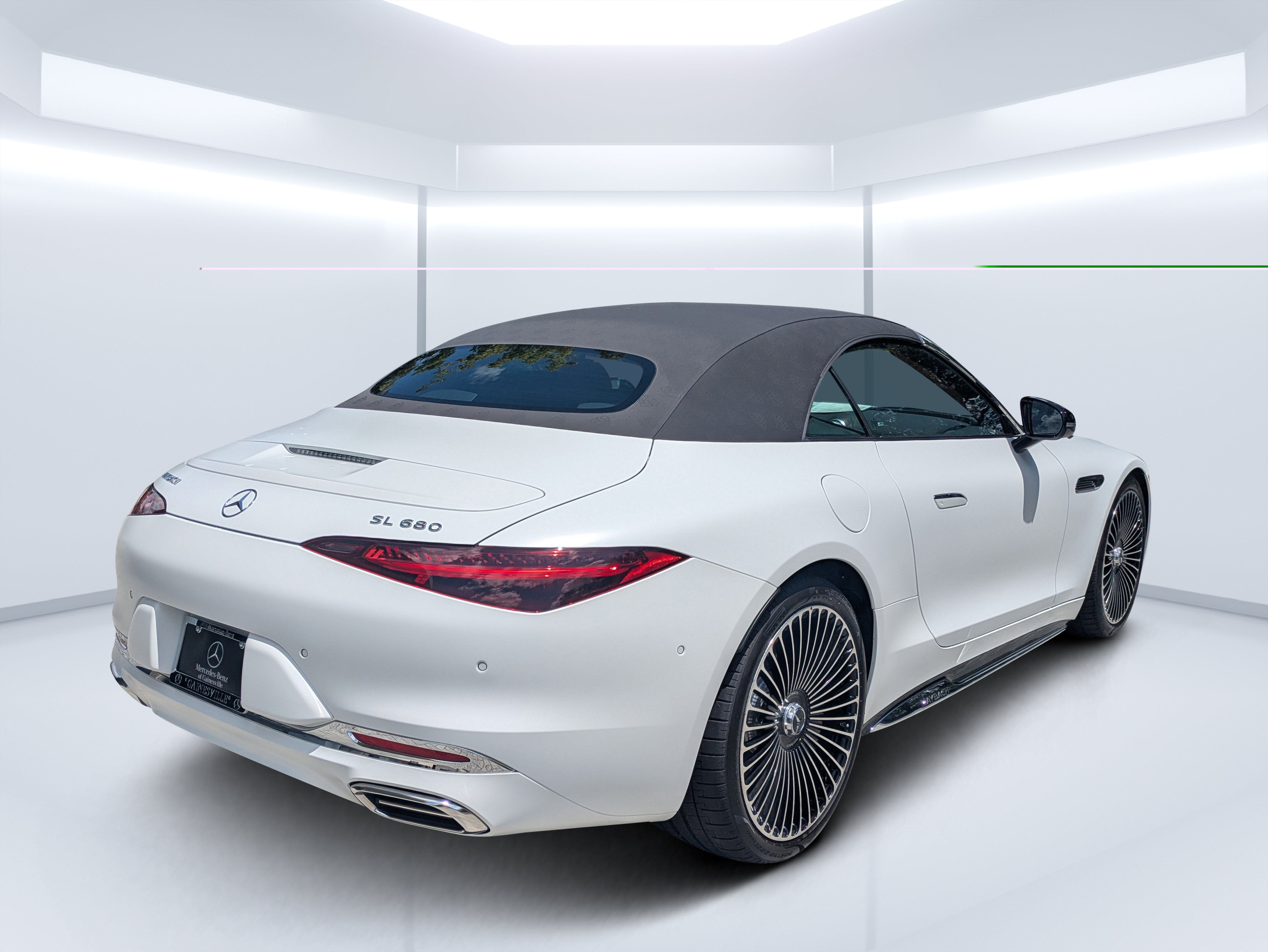 New 2027 Mercedes-Benz Maybach SL 680 image 3
