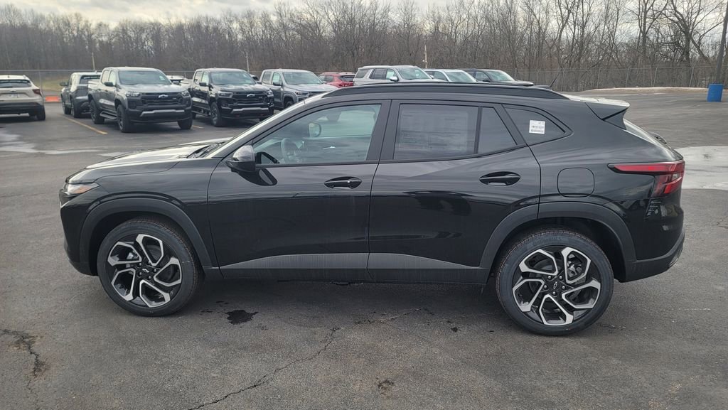 New 2026 Chevrolet Trax RS w/ Sunroof Package image 7
