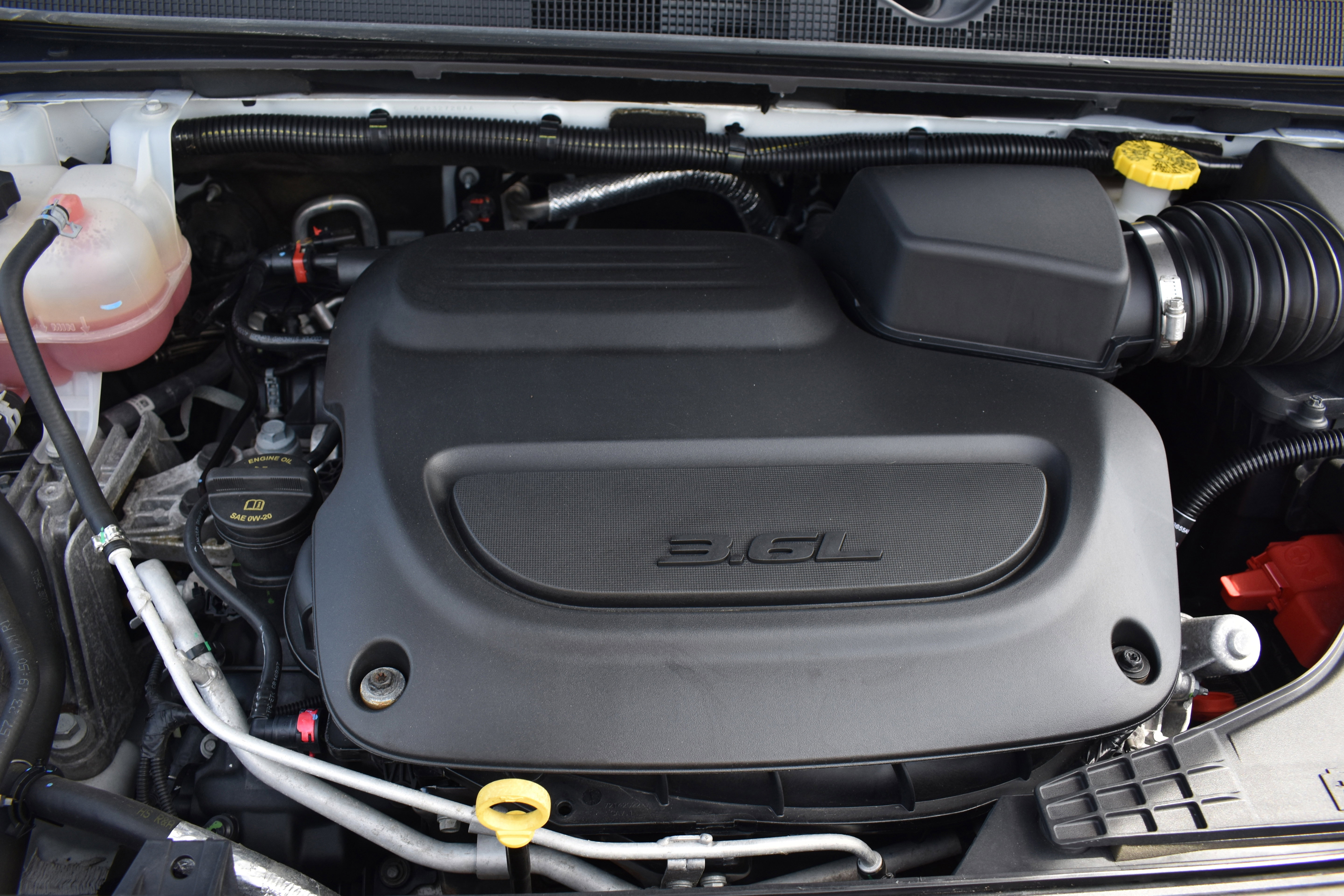 Used 2023 Chrysler Pacifica Touring-L image 37