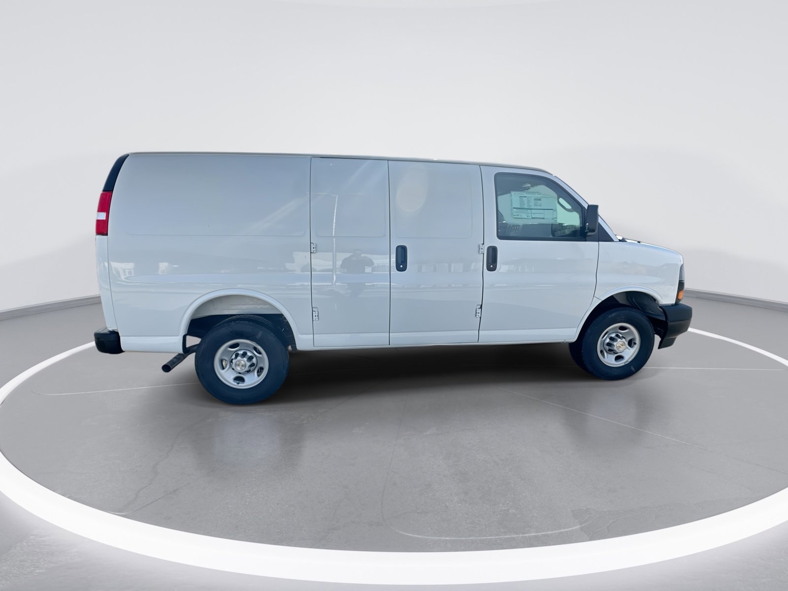 New 2025 Chevrolet Express 2500 image 9