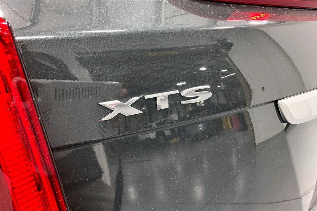 Used 2017 Cadillac XTS Luxury image 39