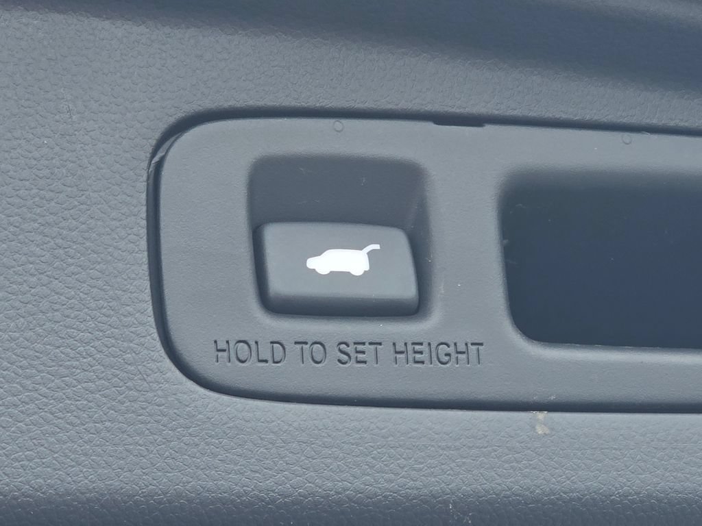 Used 2023 Honda CR-V EX-L image 18