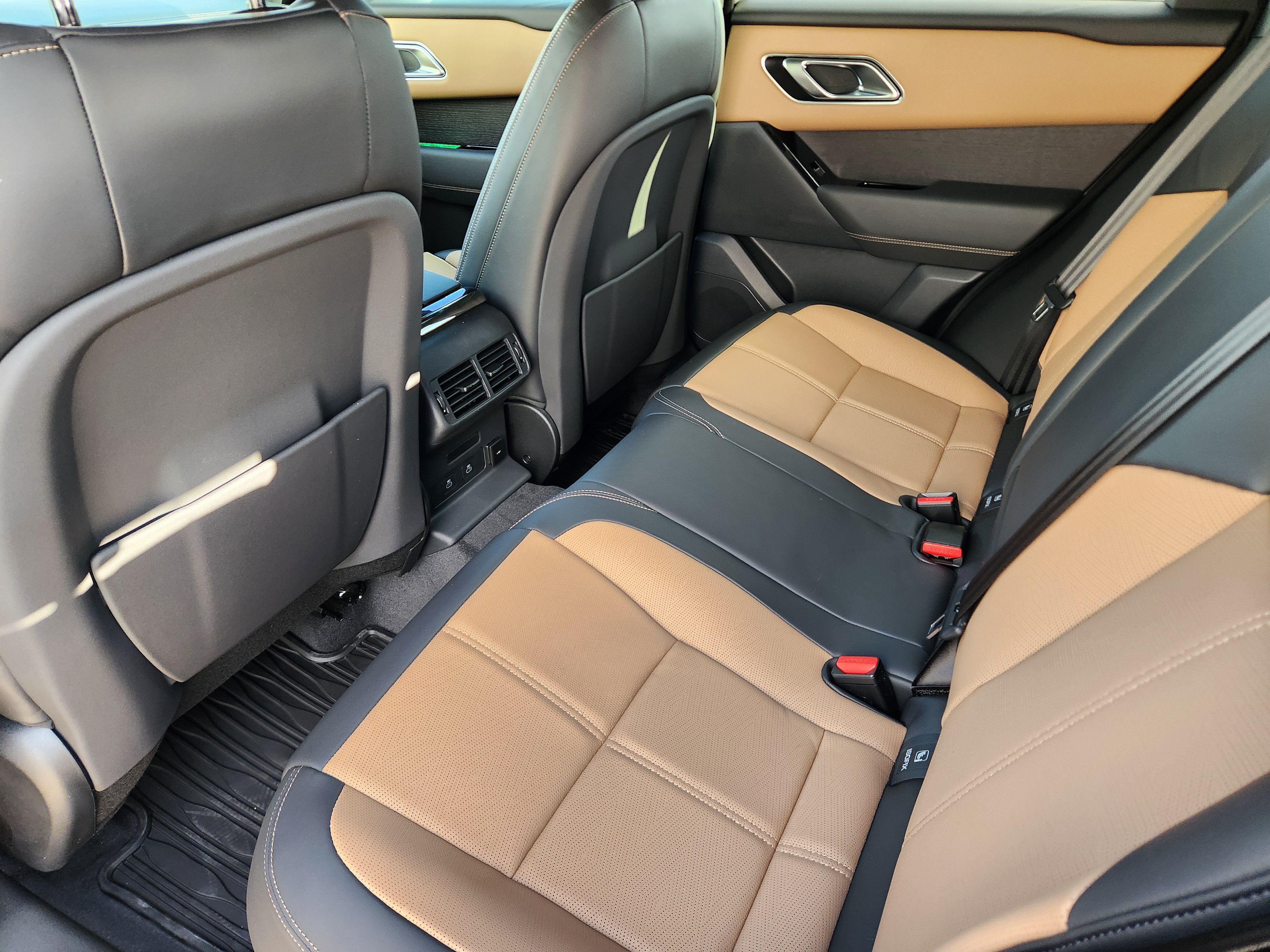 New 2026 Land Rover Range Rover Velar Autobiography AWD/4WD image 27
