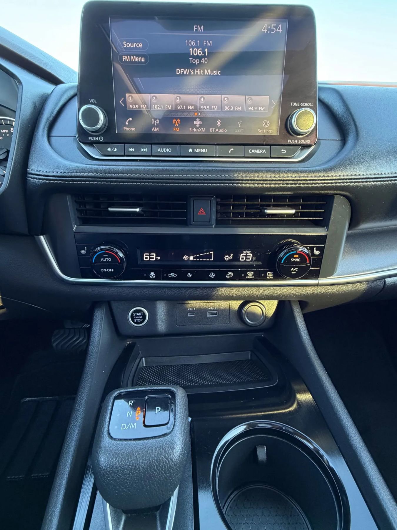 Used 2023 Nissan Rogue SV w/ SV Premium B Package image 10