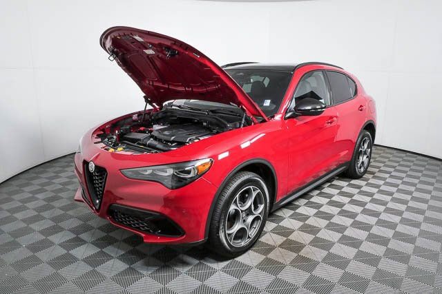 New 2026 Alfa Romeo Stelvio Sprint image 36