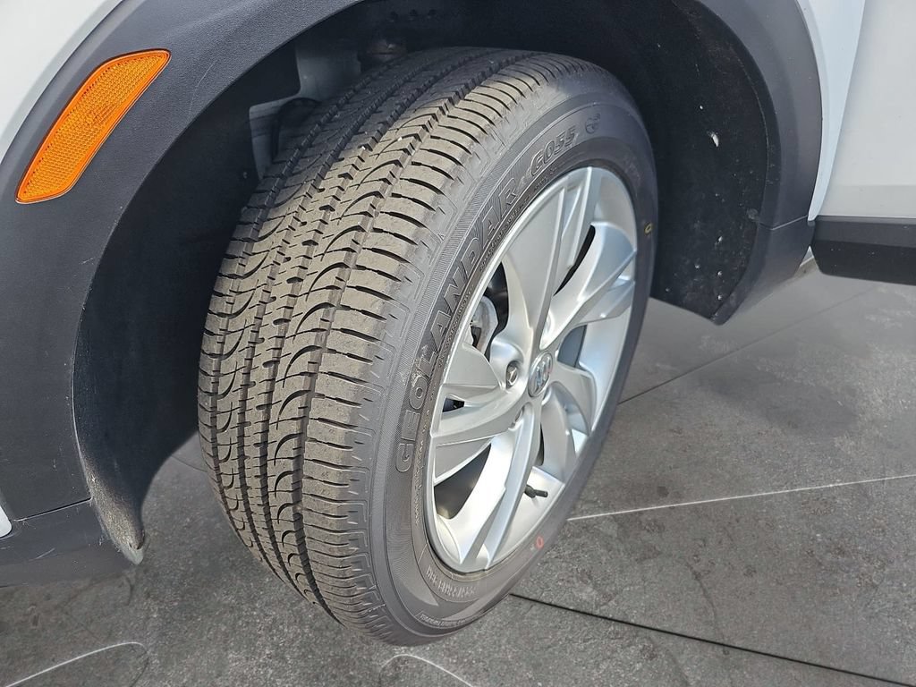 Used 2024 Buick Encore GX Preferred FWD image 30