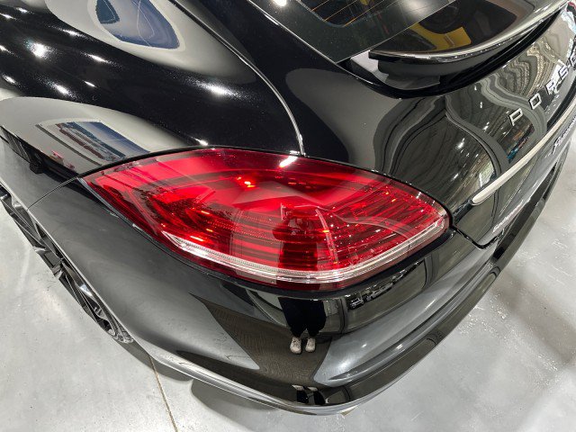 Used 2013 Porsche Panamera image 34