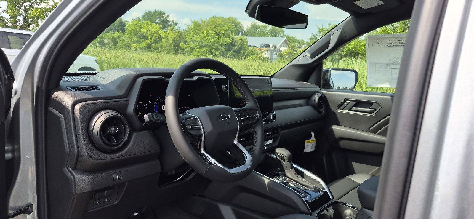 New 2026 Chevrolet Colorado Trail Boss AWD/4WD image 12