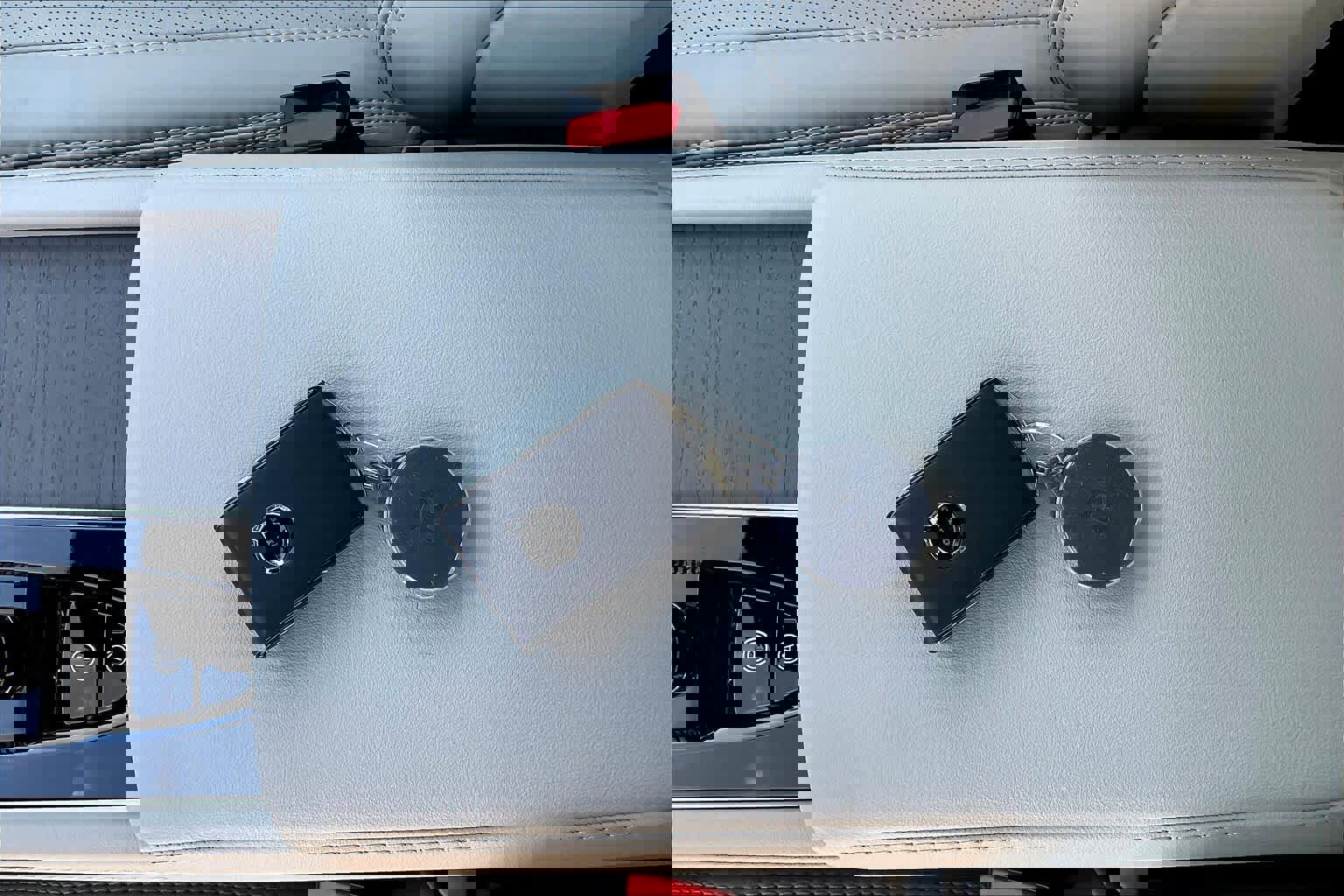 New 2026 Volvo XC90 T8 Ultra image 35