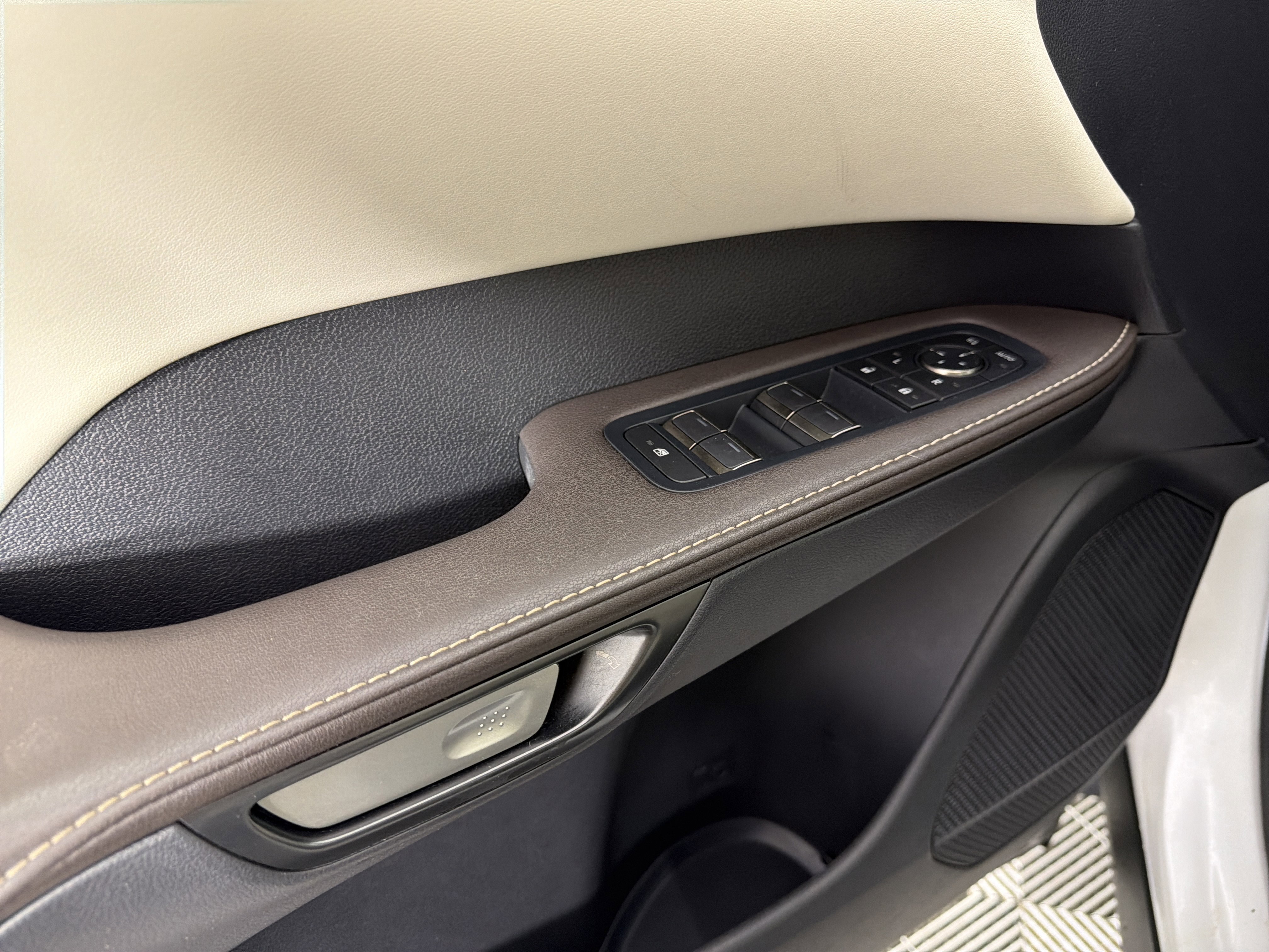 Used 2024 Lexus RX 350 AWD w/ Technology Package image 8