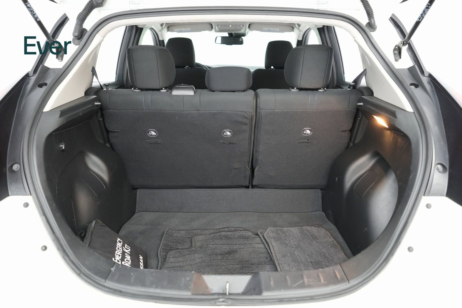 Used 2025 Nissan Leaf SV Plus image 22