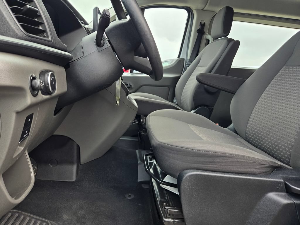 Used 2023 Ford Transit 350 XLT RWD image 20