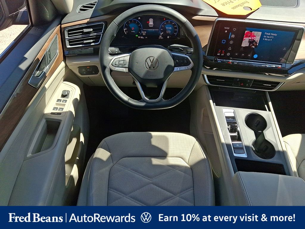 Certified 2024 Volkswagen Atlas SE AWD/4WD image 12