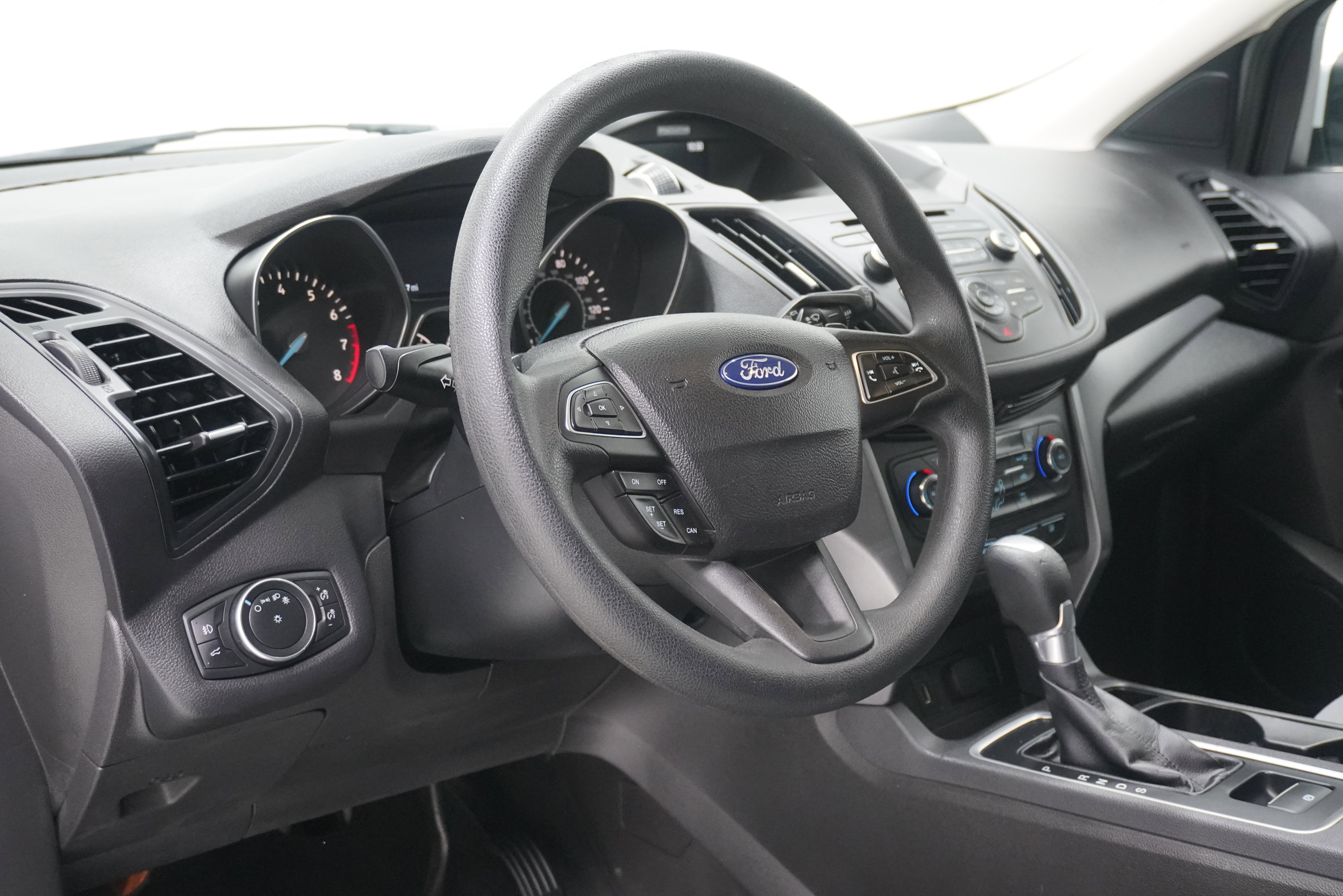 Used 2017 Ford Escape SE FWD image 10