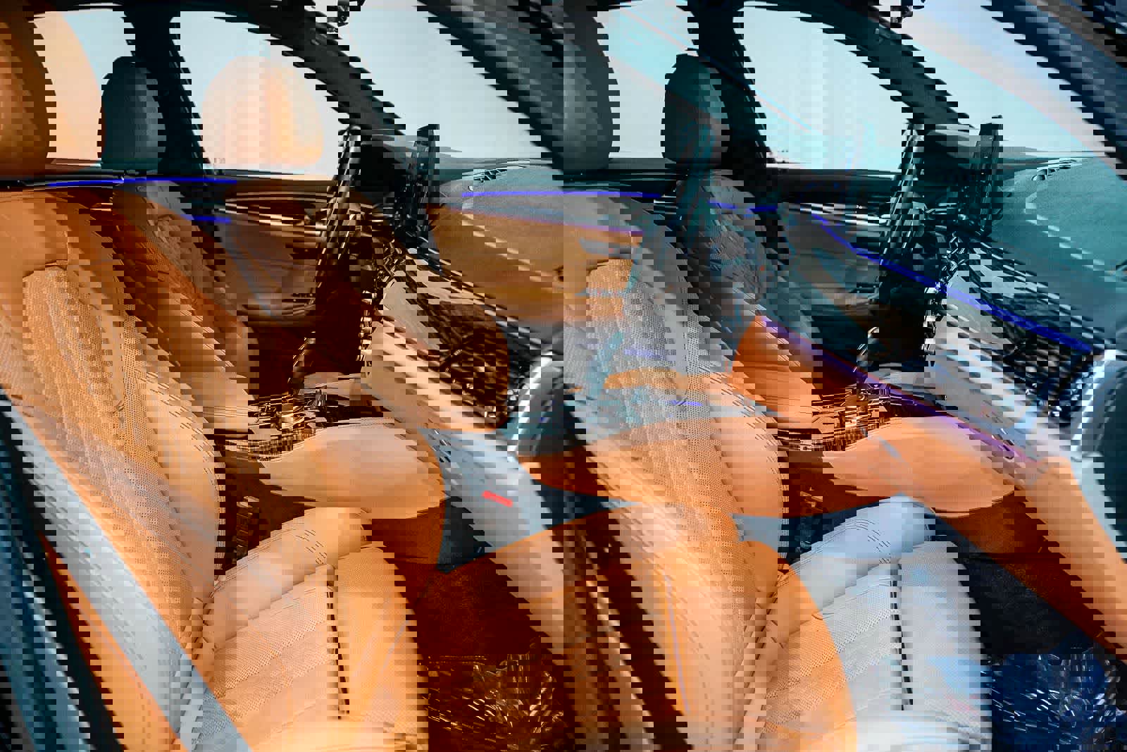 Used 2022 BMW 540i w/ M Sport Package RWD image 16