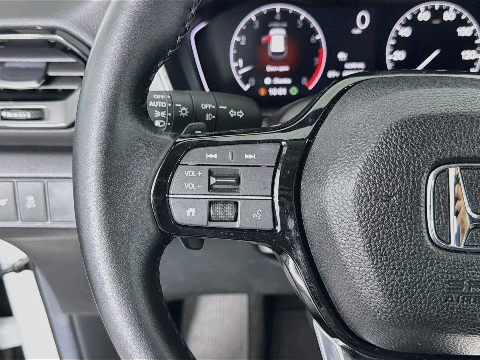 Certified 2025 Honda Pilot EX-L image 37