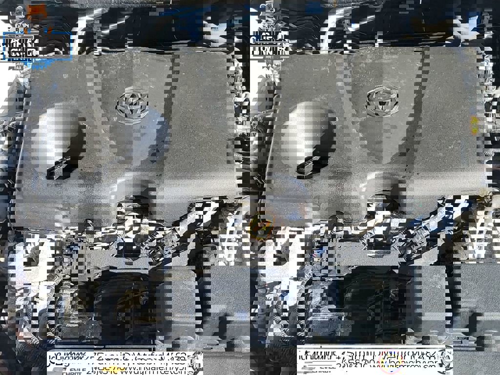 Used 2023 Toyota RAV4 LE image 29