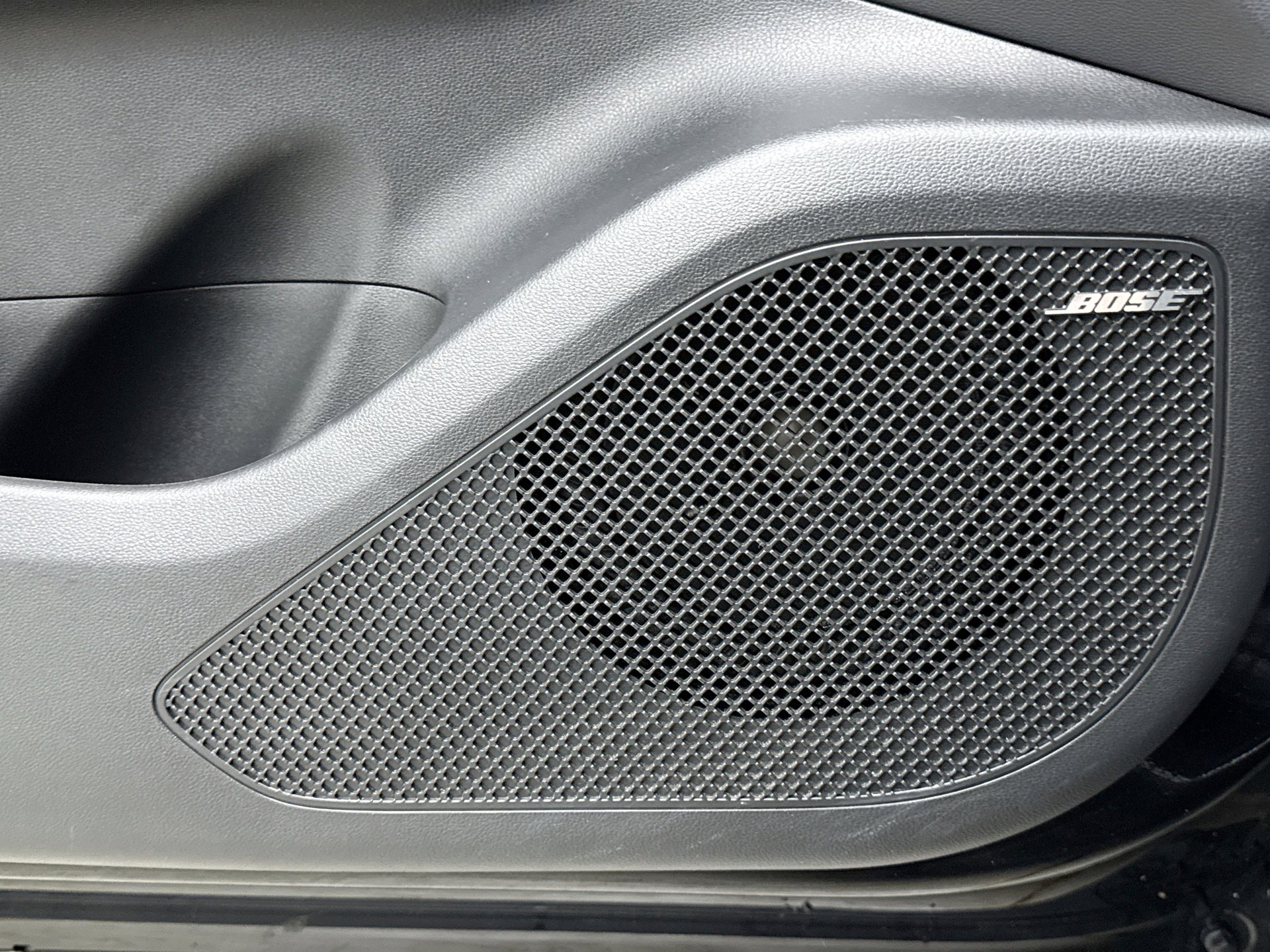 Used 2024 Hyundai Santa Cruz Limited image 17