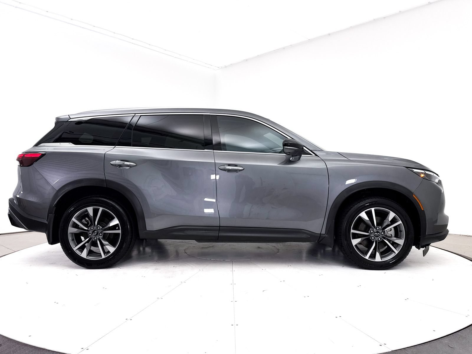 Used 2024 INFINITI QX60 Luxe AWD/4WD image 43