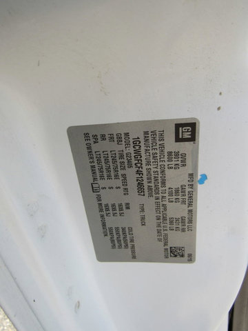 Used 2015 Chevrolet Express 2500 RWD image 30
