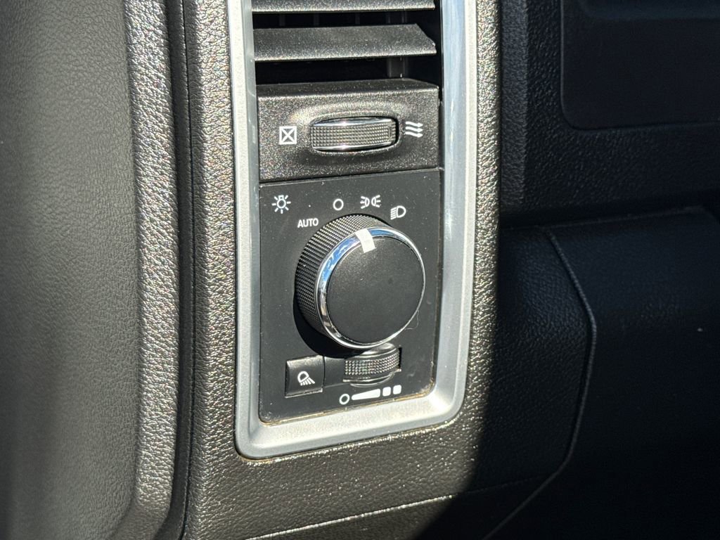 Certified 2023 RAM 1500 Classic SLT w/ Electronics Group image 26