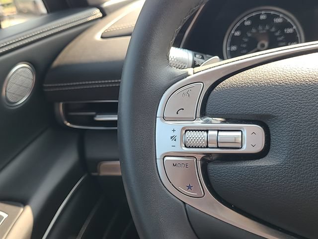 Used 2024 Genesis GV80 2.5T AWD/4WD image 16