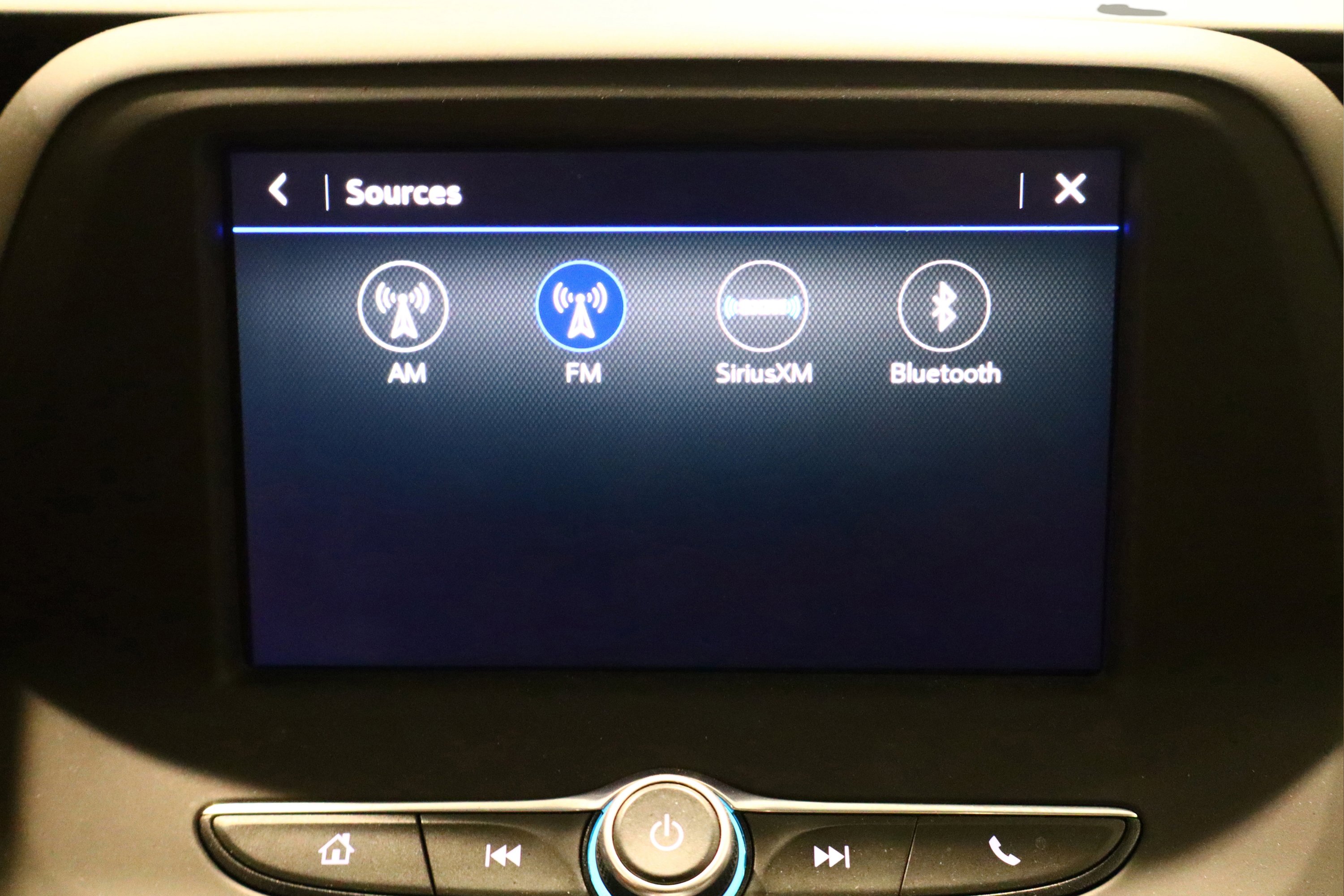 Used 2020 Chevrolet Camaro LT image 27