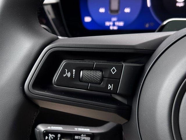 New 2026 Porsche Macan 4 Electric image 15