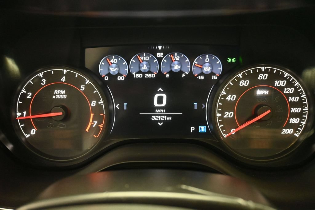 Used 2019 Chevrolet Camaro ZL1 RWD image 12