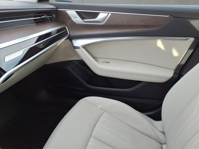 Used 2025 Audi A6 Premium Plus w/ Premium Plus Package image 21