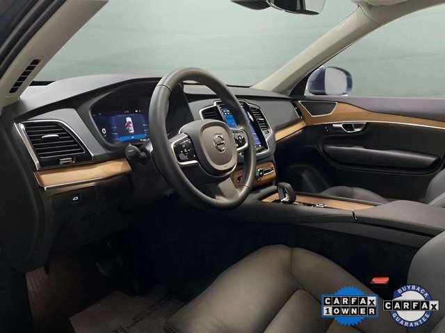Used 2025 Volvo XC90 B6 Plus image 17