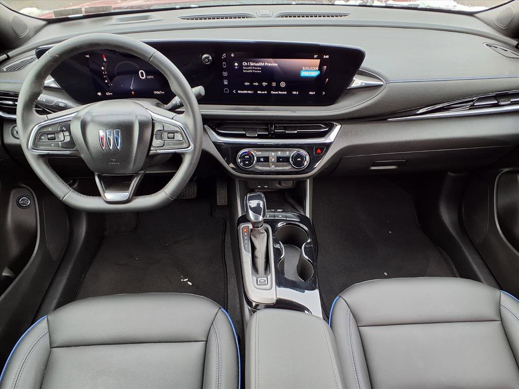 Used 2024 Buick Envista Sport Touring w/ Convenience II Package image 15