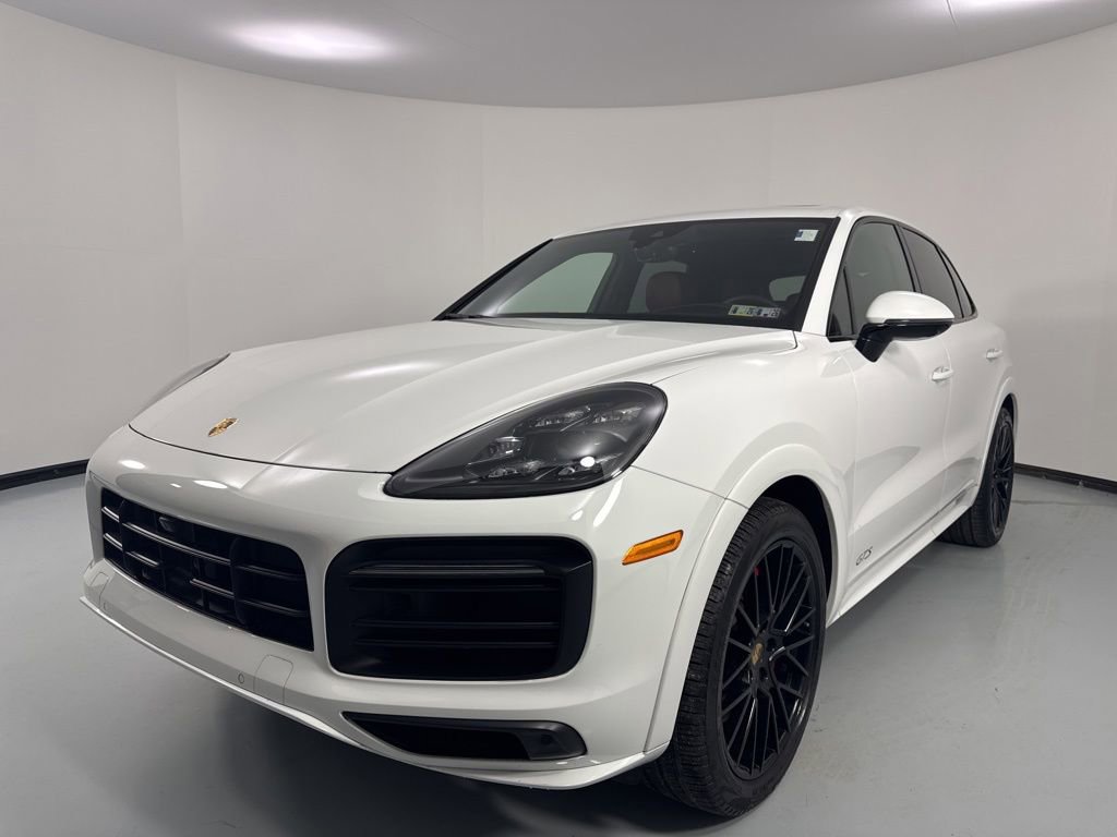 Used 2023 Porsche Cayenne GTS AWD/4WD image 7