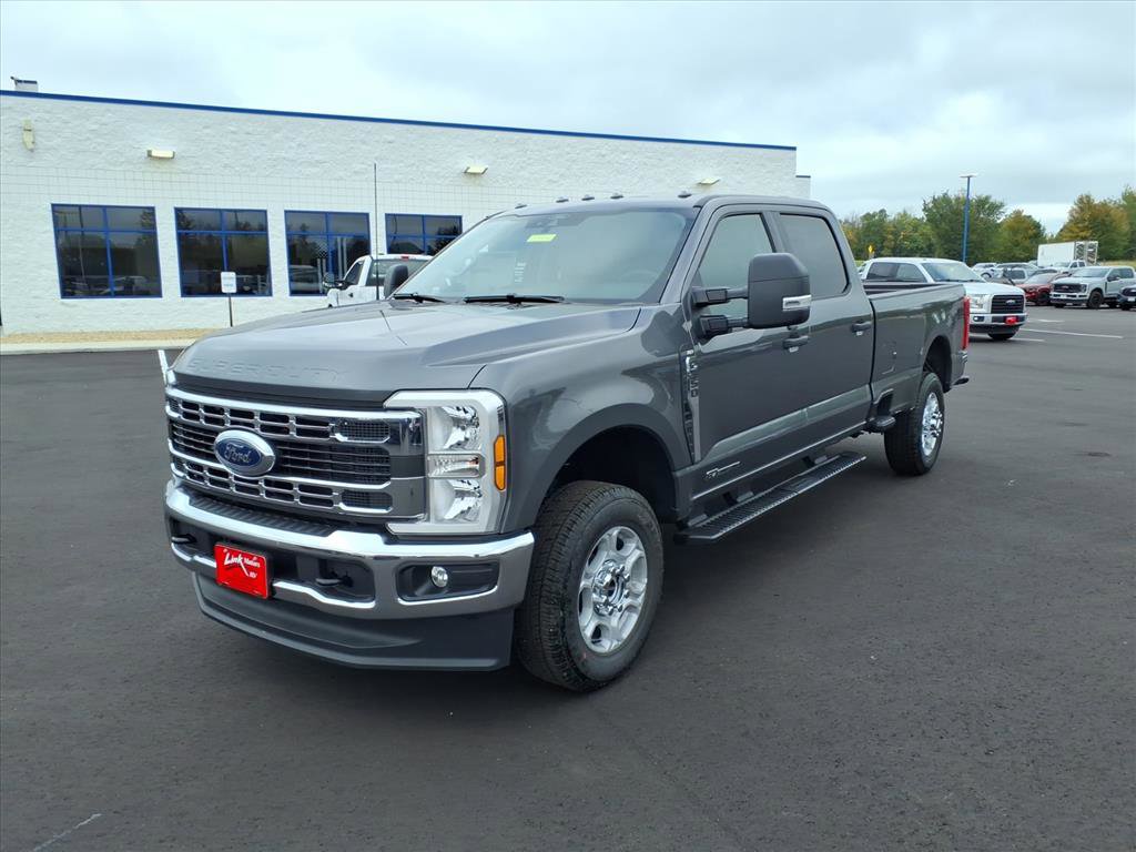 New 2026 Ford F350 XLT image 14