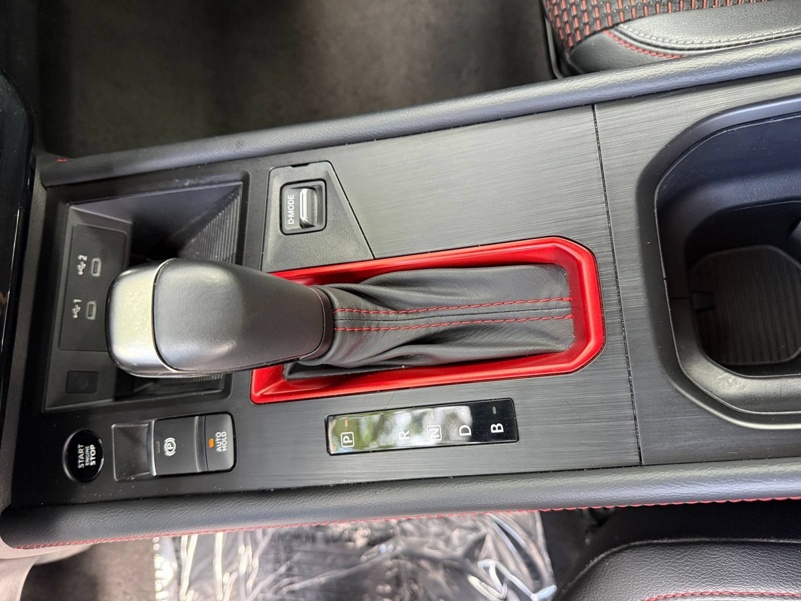 Used 2026 Nissan Kicks SR FWD image 37