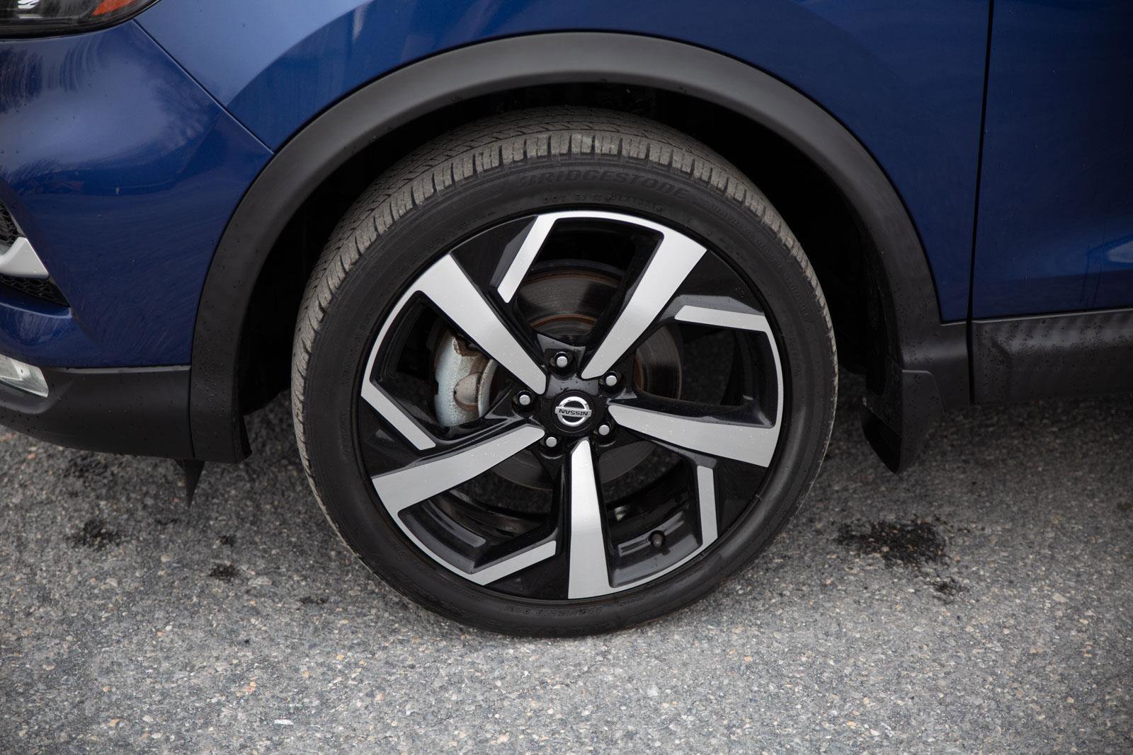 Used 2021 Nissan Rogue Sport SL w/ Premium Package image 9