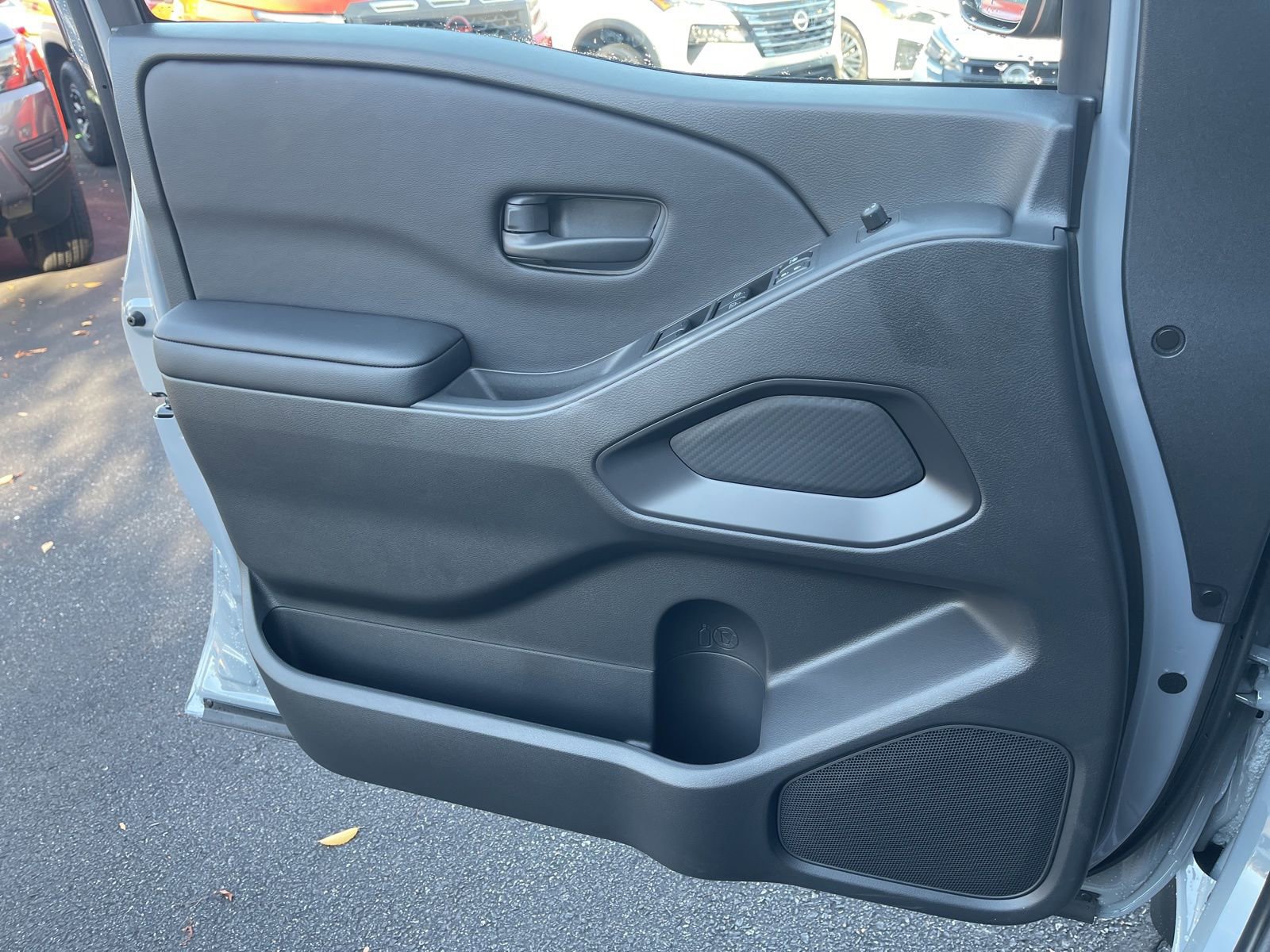 New 2026 Nissan Frontier SV image 40