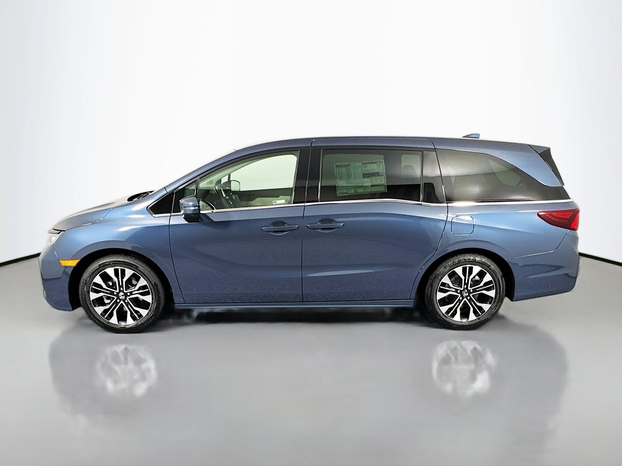 New 2026 Honda Odyssey Elite image 8
