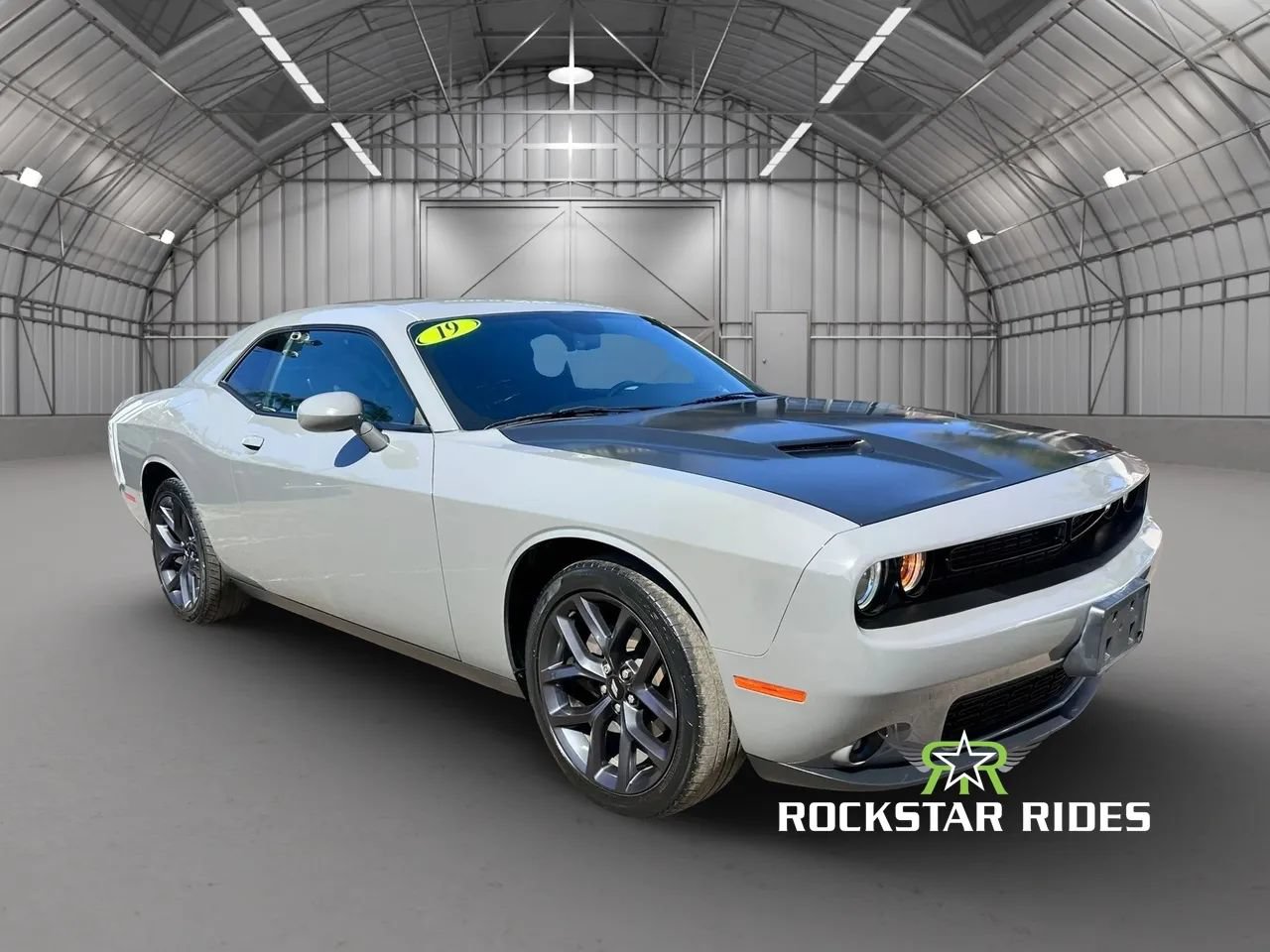 Used 2019 Dodge Challenger SXT w/ Blacktop Package RWD image 12