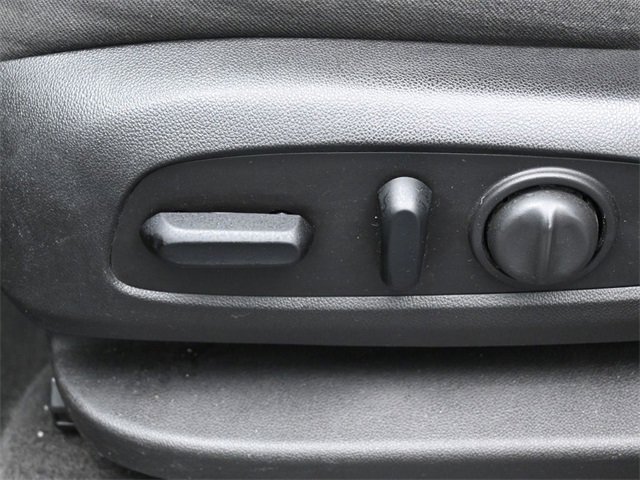 Used 2018 Chevrolet Equinox LT image 10