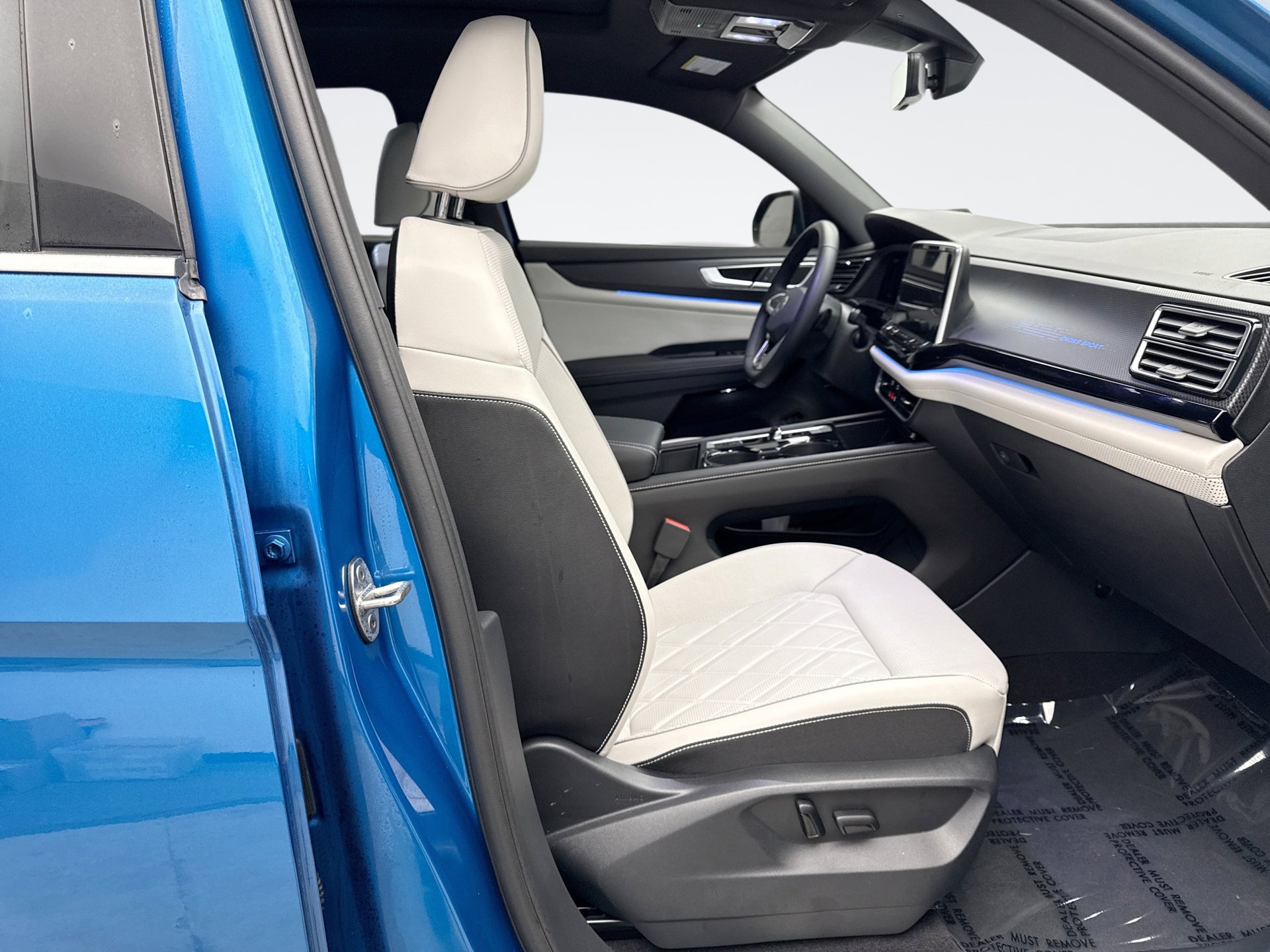 Used 2024 Volkswagen Atlas Cross Sport SEL Premium R-Line image 19