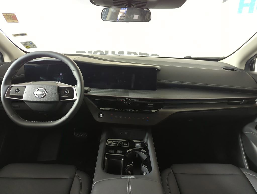 Used 2025 Nissan Murano SV image 10