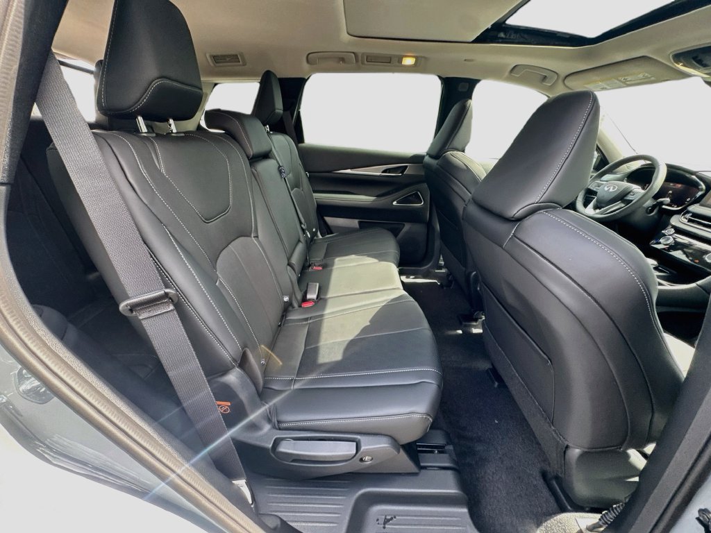New 2027 INFINITI QX60 Luxe w/ Cargo Package FWD image 30