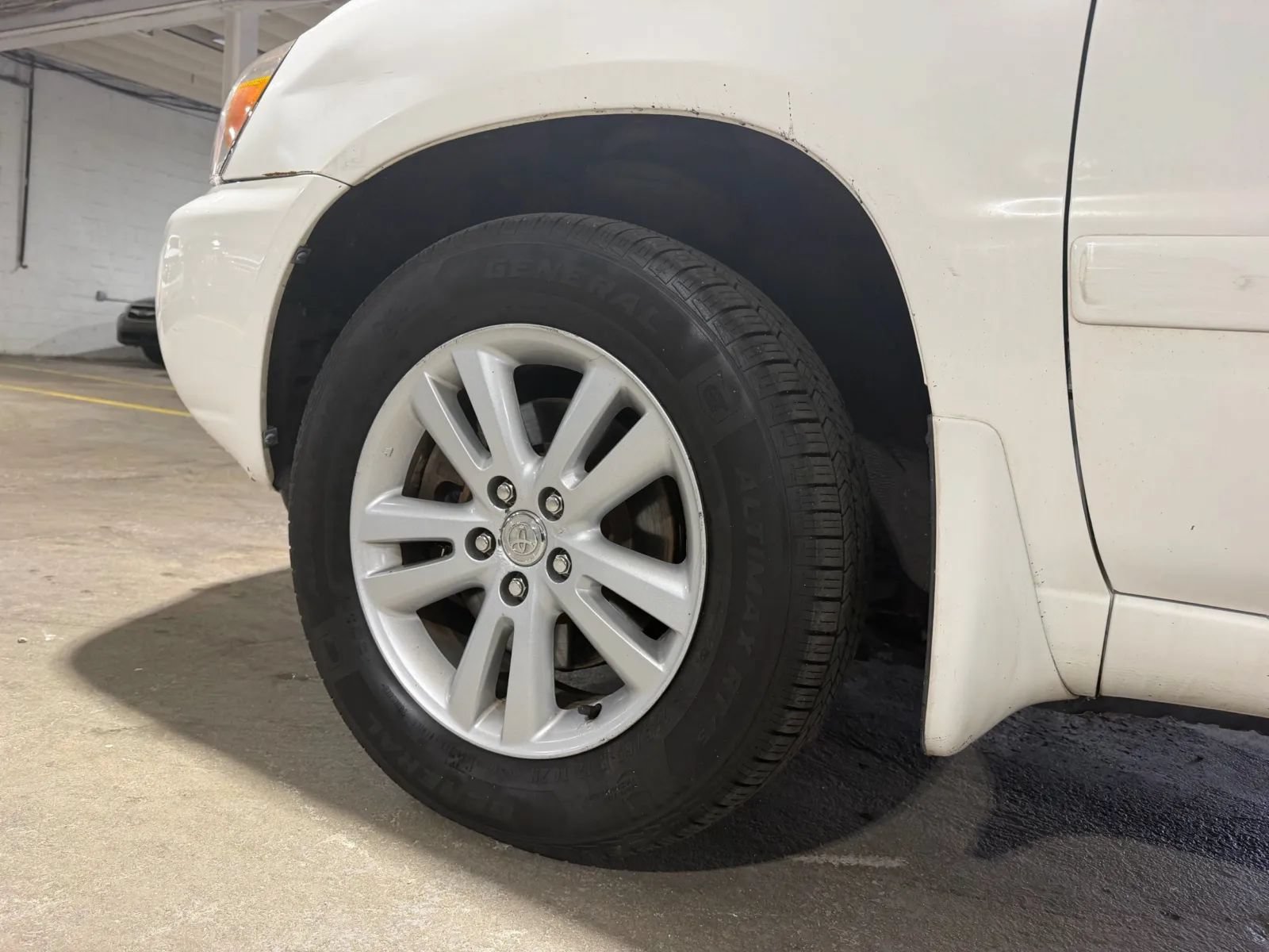 Used 2006 Toyota Highlander 2WD Hybrid image 20