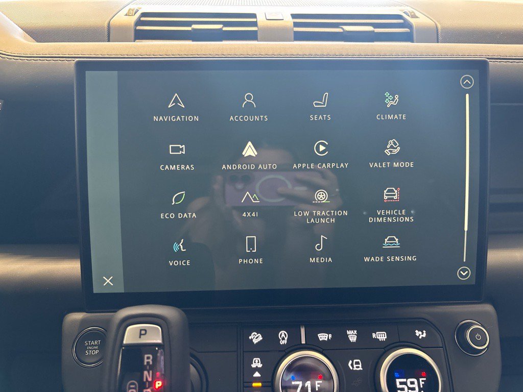 New 2026 Land Rover Defender 90 X-Dynamic SE AWD/4WD image 19